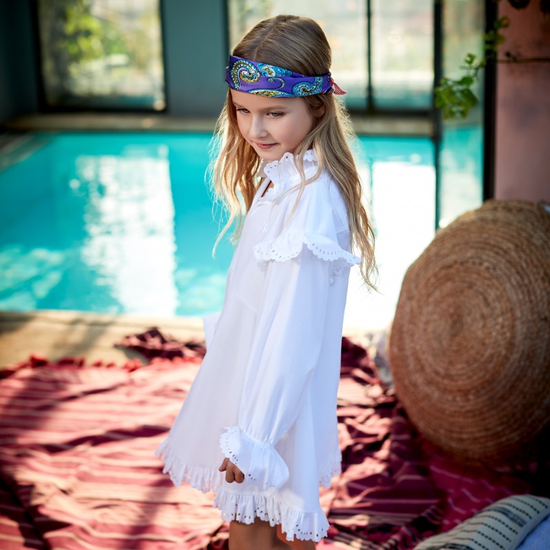 Παιδικό λευκό φόρεμα με μπροντερί λεπτομέρειες